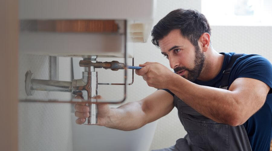 Faucet repair for sink in Roscoe, MT